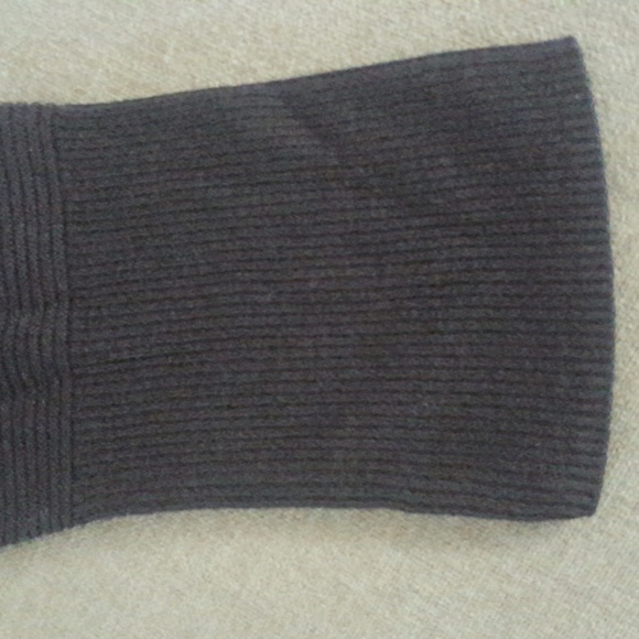 Reitmans Black Open Front Cardigan, Size Small - Picture 9 of 10